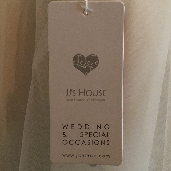 NWT Flower girl dress/1st communion dress - Picture 4 of 4